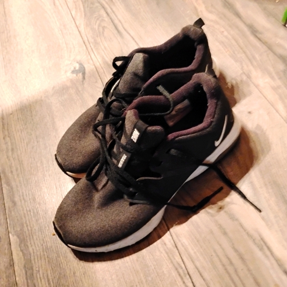 Women's nikes